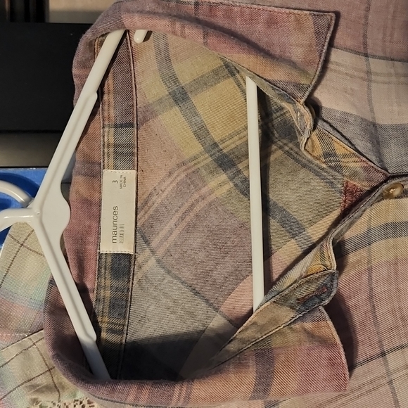 Maurices size 2x - Picture 2 of 6